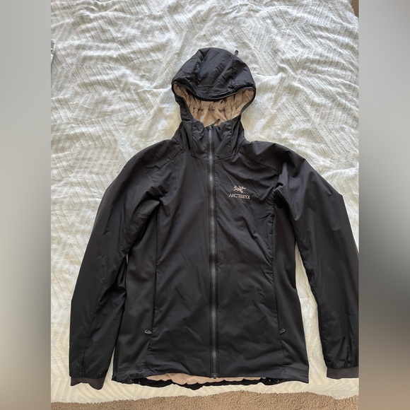 Arc’teryx Atom Hoody - Picture 1 of 3